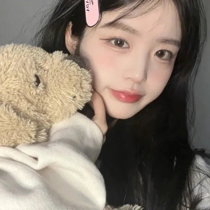 纯真小镇的夫人 在线观看